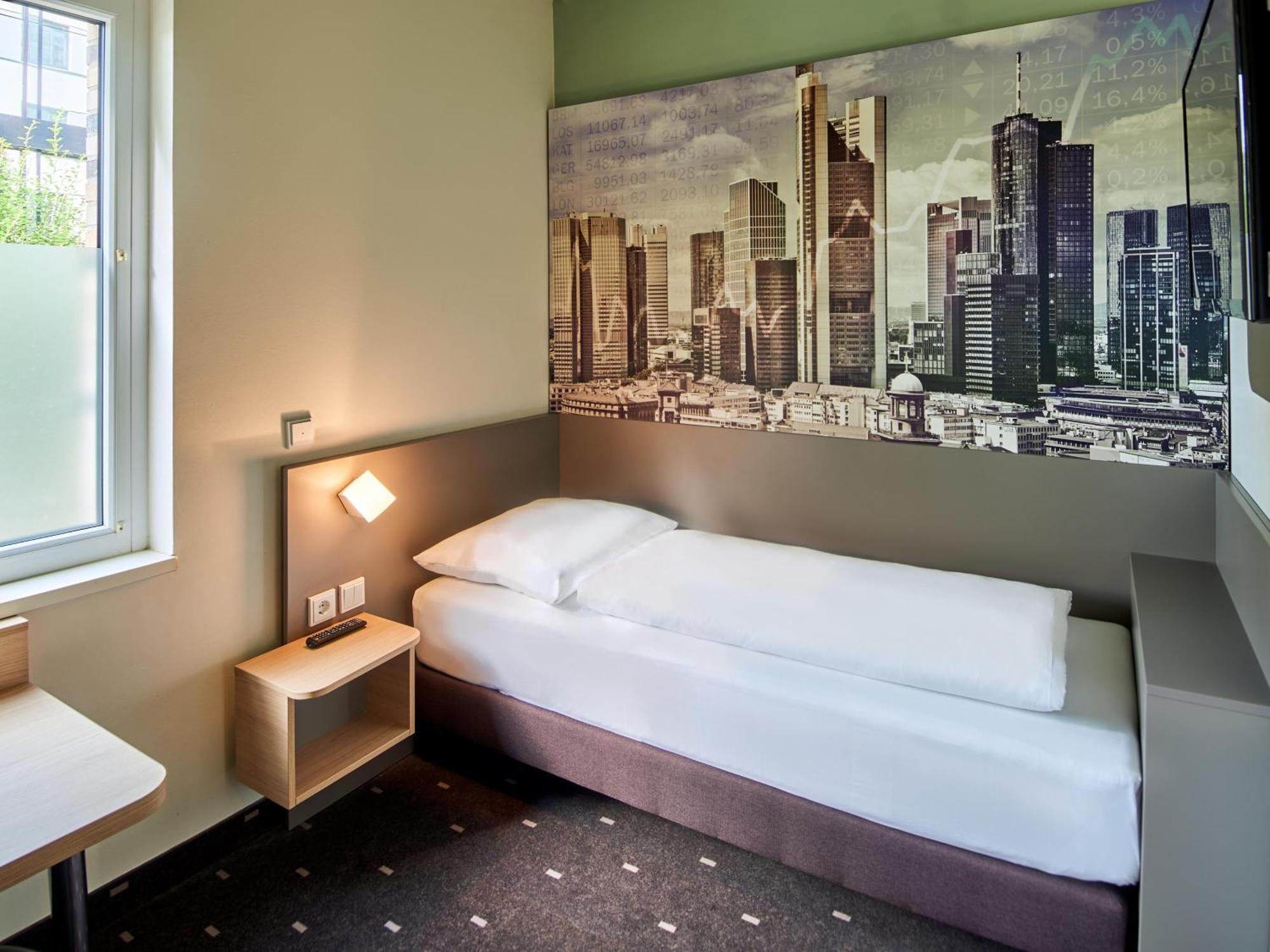 B&B Hotel Frankfurt-West Eschborn Exterior foto